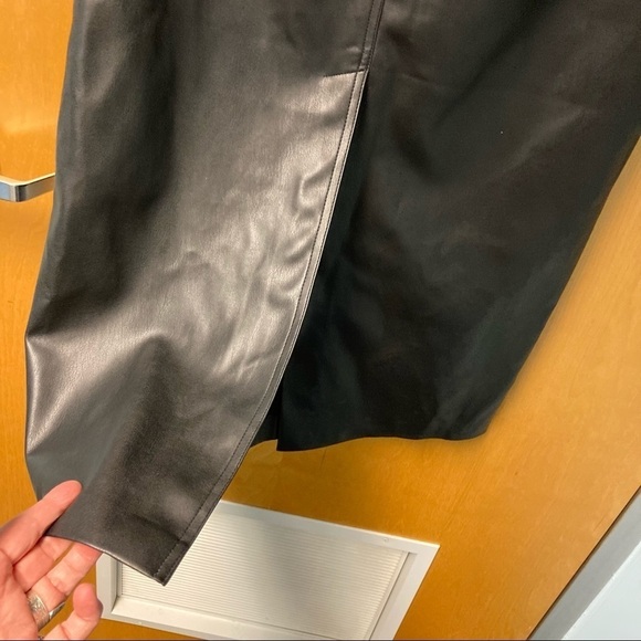 ZARA Sz L Faux Leather Pencil w/  Back Slit Skirt - Picture 5 of 6
